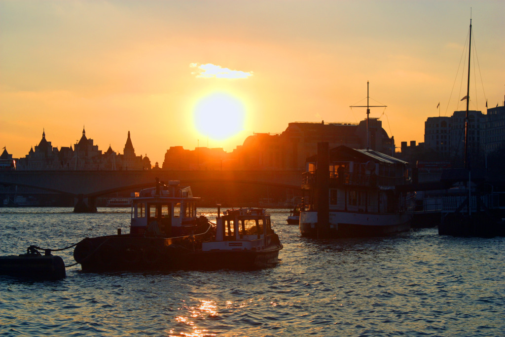 thames sunset