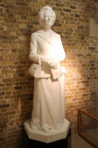 Margaret Thatcher by Neil Simmons at the Guildhall London